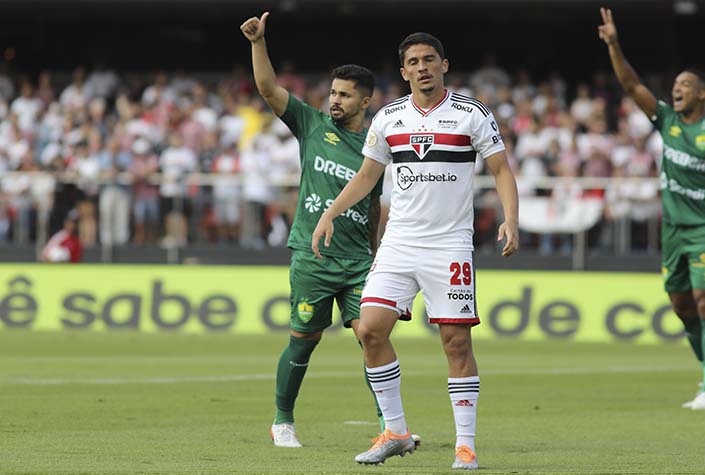 15/05/2022 - São Paulo 2 x 1 Cuiabá - Campeonato Brasileiro