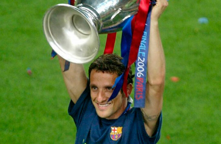 Belletti (lateral-direito): 1 título (2005/06, pelo Barcelona)