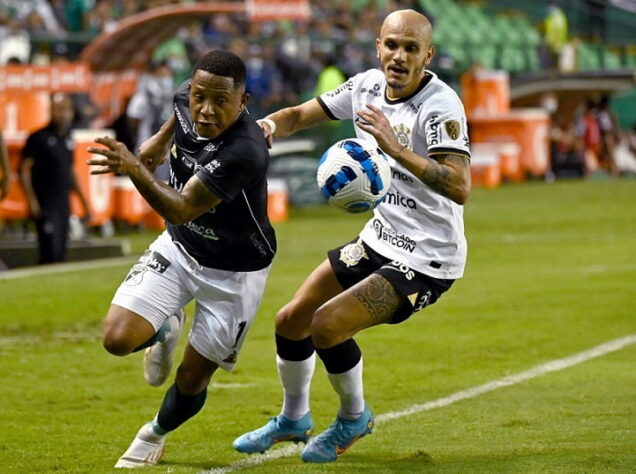 Nesta quarta-feira (4), pela quarta rodada da Libertadores, o Corinthians empatou com o Deportivo Cali por 0 a 0. Cássio pegou um pênalti, e Fábio Santos desperdiçou uma penalidade. Veja as notas dos jogadores do Timão e os pontos positivos e negativos da equipe colombiana (feito por Rafael Marson)