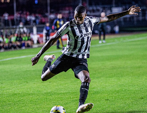 Ceará - Sobe e desce: No primeiro tempo, com reservas em campo, Dorival não conseguiu dar a consistência necessária ao Vozão, que tinha só em  Cléber, justamente o autor do gol, uma peça perigosa; Na etapa final, Viña, Nino Paraíba e Mendonza entraram e mudaram o panorama, elevando a potência nos visitantes. Como um todo, destaque negativo para o goleiro João Ricardo e a dupla de zaga Gabriel e Luiz Otávio, completamente perdidos na etapa inicial.