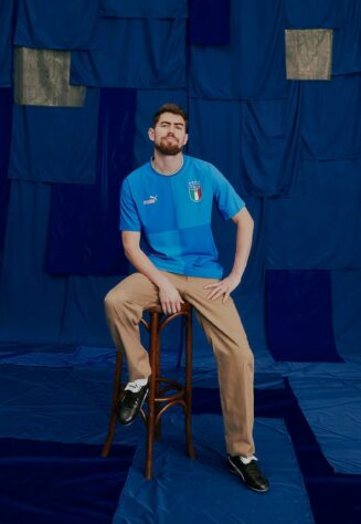 GALERIA: Veja fotos da nova camisa 1 da Itália