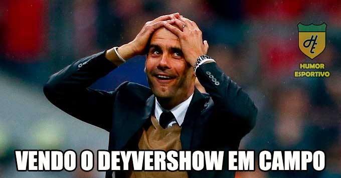 Torcedores do Palmeiras enaltecem Deyverson após boa atuação.