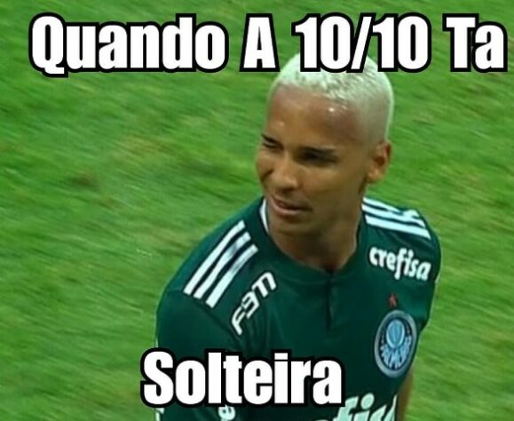 Em 2018, Deyverson marcou o gol da vitória do Palmeiras diante do Corinthians e deu uma piscadinha para o banco de reservas adversário ao ser substituído.