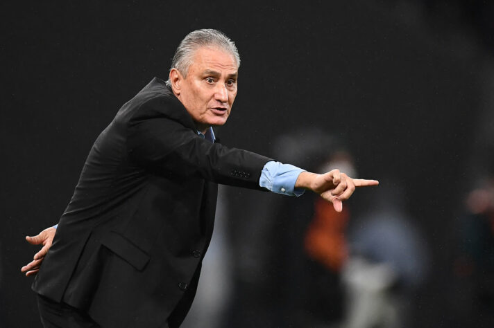 Tite, de 61 anos, assumiu o comando do Brasil em 2016. Classificou a Seleção Brasileira para as Copas do Mundo de 2018 e 2022 sem perder nenhuma partida das Eliminatórias. Conquistou a Copa América de 2019 e foi vice-campeão em 2021. Reergueu a moral da seleção e a colocou no topo do ranking da Fifa. Em seis anos, tem 81% de aproveitamento, com 57 vitórias, 14 empates e apenas cinco derrotas em 76 partidas.