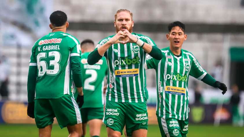 20º - Juventude (26 pontos - Atualmente: 21 pontos) / Como foi no fim do primeiro turno: Coritiba 2 x 2 Juventude; Juventude 0 x 0 Goiás; Flamengo 4 x 0 Juventude e Juventude 1 x 0 Ceará.