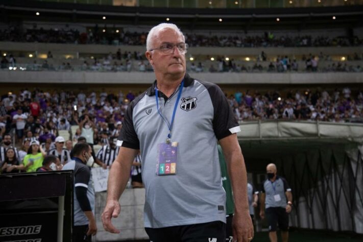 Dorival Jr (brasileiro - Ceará): no comando da equipe desde abril de 2022