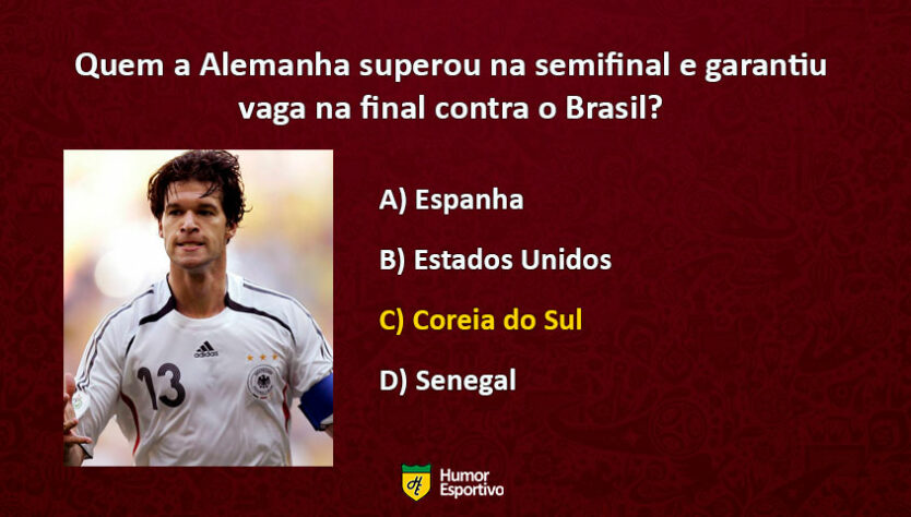 Michael Ballack foi o autor do gol único que acabou com o sonho dos anfitriões e classificou a Alemanha para final contra o Brasil.