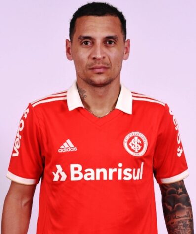 ALAN PATRICK - Internacional (C$ 8,72) Contribuiu constantemente para o Colorado quando entrou em campo e possui três gols e duas assistências, mesmo saindo do banco em boa parte das partidas! É o meia mais escalado do Colorado até o momento!