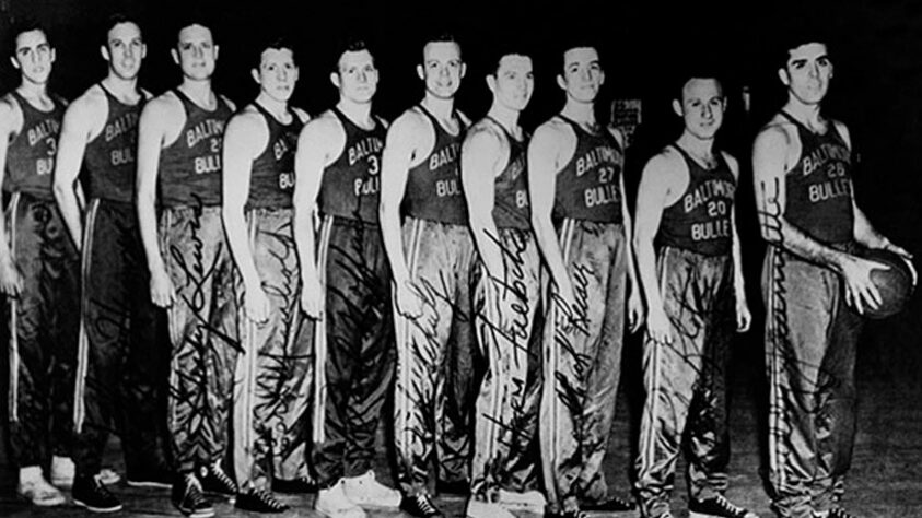 Baltimore Bullets: 1 título - 1948 (foto)  *A franquia foi extinta em 1954