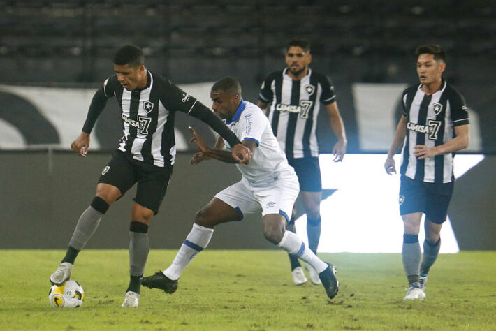 Avaí - Sobe: Kevin e Douglas foram os melhores jogadores da equipe catarinense no jogo. O primeiro marcou um golaço de falta, o segundo fez boas defesas no primeiro tempo. / Desce: O time segurou o resultado em boa parte do segundo tempo e não conseguiu prender a bola na frente para correr menos riscos. 