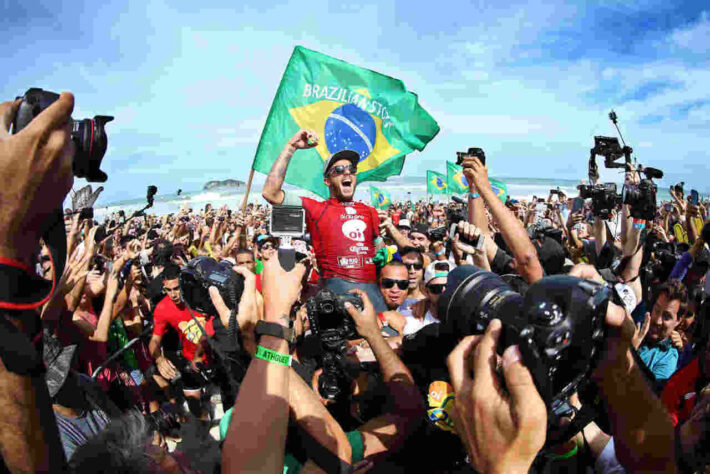 2015 - Filipe Toledo (BRA) - Local: Praia do Pepê, Rio de Janeiro (RJ)