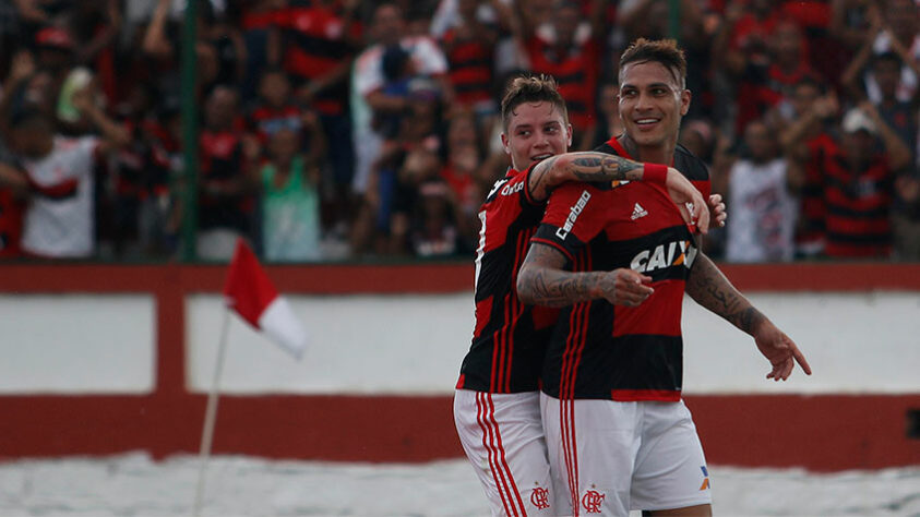 Campeonato Brasileiro 2017 - Com 20 pontos (5V/5E/1D), o Flamengo era o terceiro colocado após 11 rodadas. Terminou a Série A na sexta posição, com 56 pontos.
