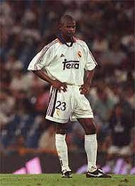 Júlio César (zagueiro) -jogou de 1999 até 2001 no Real Madrid.