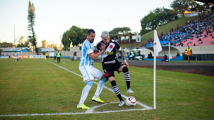 6º lugar: LONDRINA (35 pontos) - 25 jogos - Título: 0.013% / Acesso: 8.6% / Rebaixamento: 0.84%