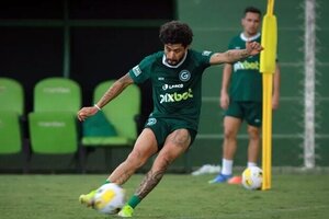 Luan - 31 anos - ponta-direita - O atleta brasileiro está sem clube desde sua rescisão com o Goiás. Ele saiu alegando problemas pessoais.