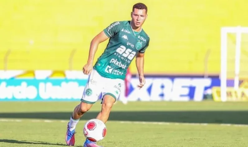 ESQUENTOU - Detalhes burocráticos separam o Guarani de perder uma peça titular do seu elenco para o futebol europeu, já que o lateral-esquerdo Matheus Pereira deve ser anunciado em breve como reforço do Vizela-POR.