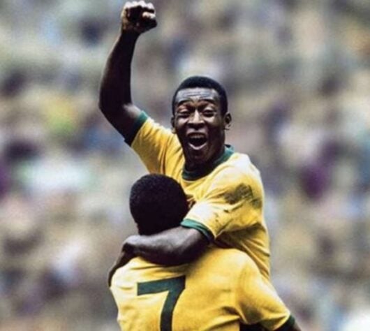 "É o Pelé na Terra e Deus no céu" - CARLOS ALBERTO TORRES, capitão do tri na Copa do Mundo de 1970 e colega do "Rei" no Santos.