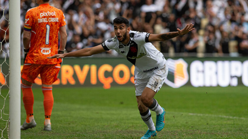 12ª rodada - Vasco 1 x 0 Cruzeiro - Uma das melhores partidas do Vasco na Série B do Campeonato Brasileiro. Sob o comando de Emílio Faro, o Cruz-Maltino pressionou a equipe mineira e assegurou o resultado no primeiro tempo.