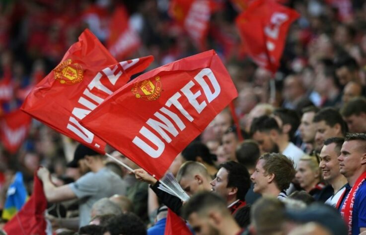 O site afirma que o Manchester United tem 350 milhões de torcedores pelo mundo.