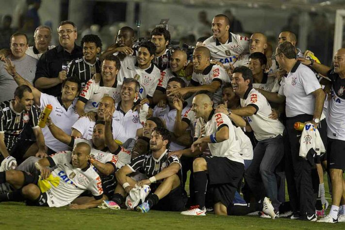 Contra o Santos de Neymar, Cássio mais uma vez ajudou o Corinthians a conquistar um título paulista em 2013.