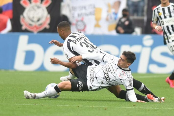 O Clássico Alvinegro, entre Corinthians e Santos, ganhará mais um capítulo nesta quarta-feira (22), quando as equipes se enfrentarão pelo jogo de ida das oitavas de final da Copa do Brasil. No total, os times se enfrentam em jogos decisivos desde 1930, com o Timão levando vantagem em 10 dos 15 confrontos diante do Peixe. Relembre todos os jogos mata-mata envolvendo as equipes na história. 