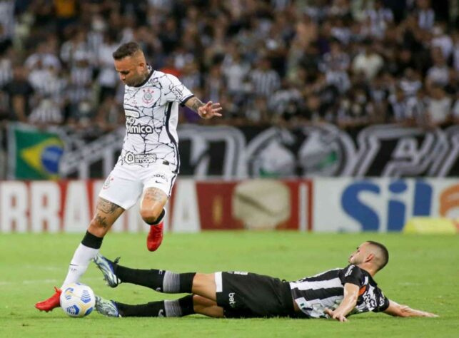 Corinthians x Ceará - 27 jogos (13 vitórias do Corinthians, cinco do Ceará e nove empates) - Os times ficaram frente a frente pela Copa do Brasil de 2019, na terceira fase, com o Timão avançando mesmo perdendo o jogo de volta por 1 a 0, em casa. Isso porque o Time do Povo havia vencido a ida, no Castelão, por 3 a 1, e passou de fase pelo saldo de gols. 