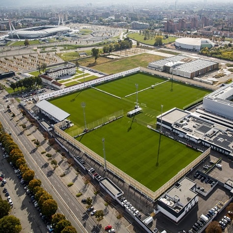 Inaugurado em 2018, o Juventus Training Center Continassa tem uma área total de 58,9 mil metros quadrados, dos quais cerca de 37 mil são destinados aos campos de futebol.