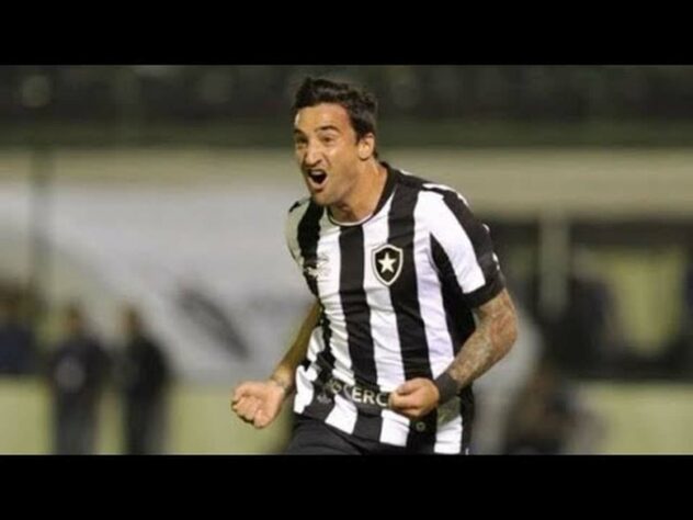 Juan Manuel Salgueiro - Botafogo - Outro sul-americano que não rendeu no Botafogo foi Juan Manuel Salgueiro. O uruguaio jogou apenas uma temporada no Alvinegro, com 29 jogos disputados e um gol marcado.