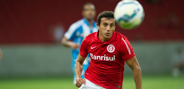 Carlos Luque - Internacional - Após se destacar no Colón, o argentino Luque foi contratado pelo Internacional, mas não teve sucesso na equipe. Entre 2014 e 2015, jogou apenas 14 partidas.