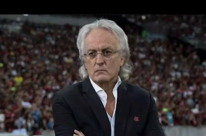 Torcedores brincam com saída de Paulo Sousa e retorno de Dorival Júnior ao Flamengo.