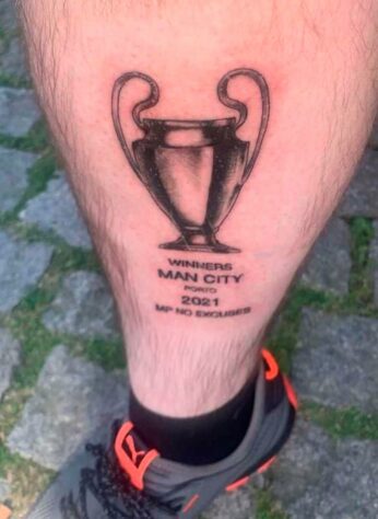 E esse torcedor do Manchester City que se precipitou um pouco e tatuou que o seu time de coração seria o campeão da Champions 2020/21 antes mesmo da final contra o Chelsea?