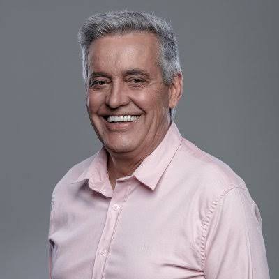 Mauro Naves: "Eu não vejo no Brasil outro melhor do que o Cuca para o Flamengo buscar nesse momento. Acredito que o clube não vai buscar técnicos que estejam empregados, treinadores lá de fora acho ainda mais difícil. Mesmo analisando diversos perfis, como fizeram no início da temporada, mas acho que o Cuca no mercado vai ser a primeira opção de qualquer clube que precisa de um treinador".