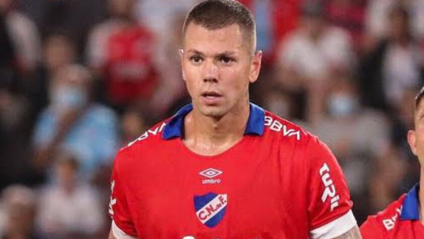 Léo Coelho (brasileiro) - Time: Nacional (URU) - Posição: Zagueiro - 29 anos - Vínculo até 31/12/2022 (emprestado pelo Atlético San Luis - MEX) - Valor de mercado: 800 mil euros (R$ 4,3 milhões)