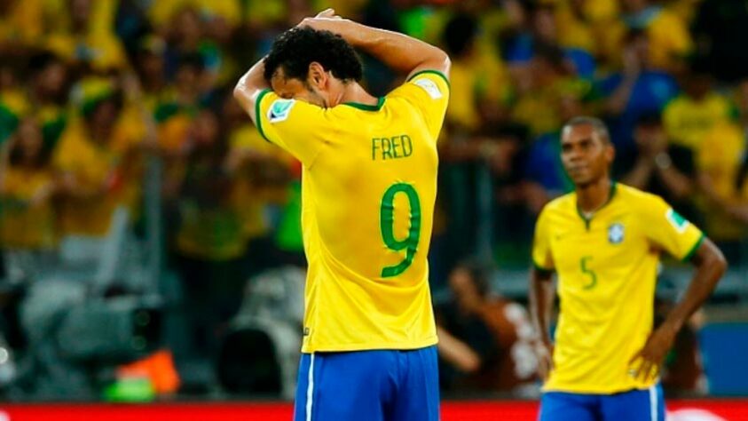 A Copa de 2014 prometia muito para Fred, mas acabou sendo o oposto. O camisa 9 não fez boa atuação, marcou apenas um gol e foi duramente criticado pelo país. Na goleada da Alemanha sobre o Brasil, por 7 a 1, saiu vaiado e recebeu o apelido “cone”. Contudo, a torcida do Flu seguiu abraçando o ídolo e forneceu apoio na volta ao clube. 