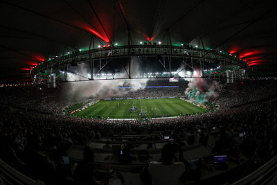 Torcida do Fluminense compareceu em peso no Maracanã e fez muitas homenagens a Fred.