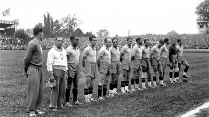 Copa do Mundo 1938 - Oitavas de final - Brasil 6 x 5 Polônia - Gols: Leônidas da Silva (3x), Perácio (2x) e Romeu