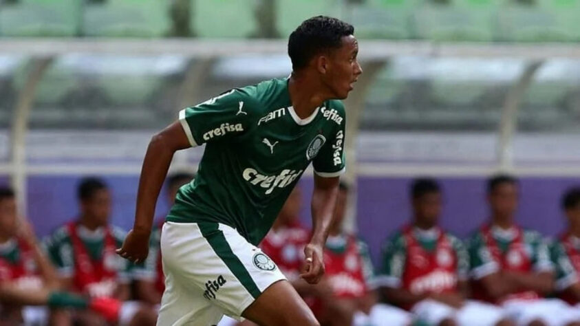 8 - Michel - zagueiro - 19 anos (atua no Sub-20)