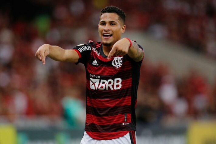 5º- João Gomes (21 anos) - posição: meio-campista - clube: Flamengo - Valor de mercado: 10 milhões de euros (R$ 52,2 milhões)