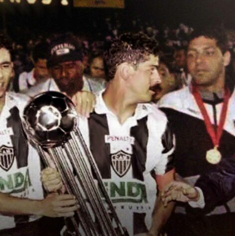 Atlético Mineiro - campeão da Copa Conmebol em 1992 e 1997 (2 títulos) 