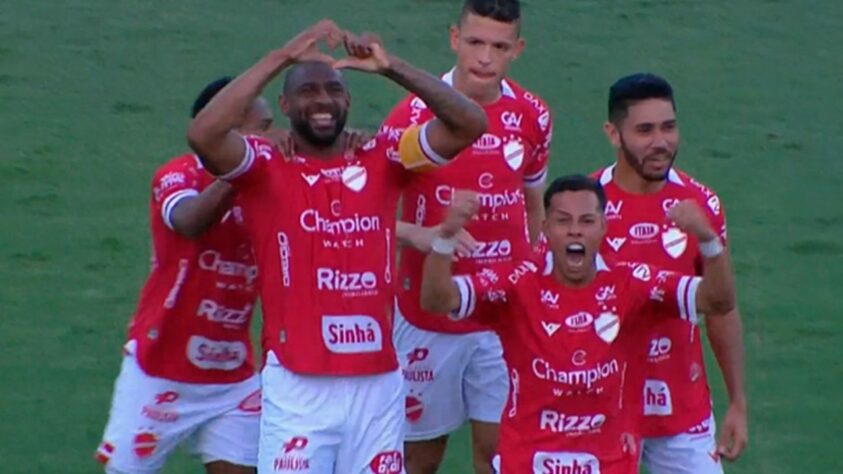 17º lugar: VILA NOVA (31 pontos) - 29 jogos - Acesso: 0.002% / Rebaixamento: 49.1%