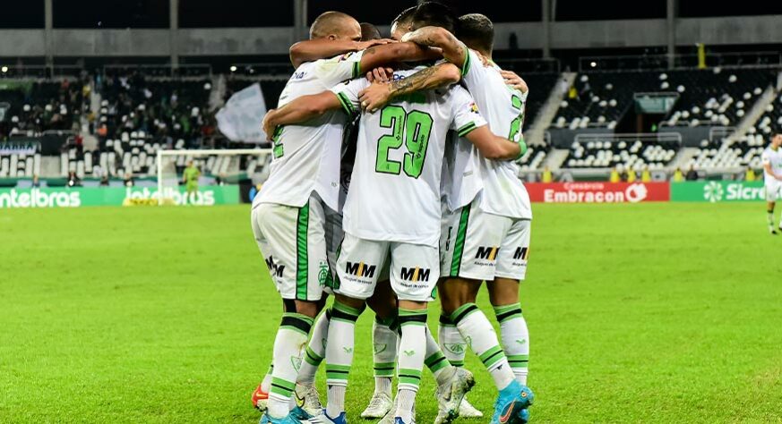 AMÉRICA-MG: Matheus Cavichioli, Patric, Conti, Éder, Danilo Avelar; Lucas Kal, Alê e Benítez (reforço); Matheusinho (Everaldo), Henrique Almeida (Aloísio) e Felipe Azevedo.