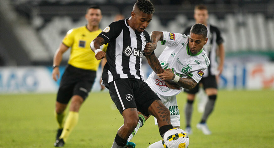 No Nilton Santos, o Botafogo voltou a perder para o América-MG, desta vez por 2 a 0, e foi eliminado da Copa do Brasil. Os gols da partida foram arcados por Felipe Azevedo e Pedrinho, em falhas da defesa alvinegra, que não teve um bom desempenho nesta noite. Confira as notas dos jogadores do Botafogo (Por Felipe Melo - felipeeduardo@lancenet.com.br).