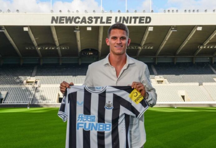 26º lugar: Sven Botman (zagueiro - holandês - 262 anos) - do Lille (FRA) para o Newcastle (ING) por 37 milhões de euros (R$ 193,2 milhões)