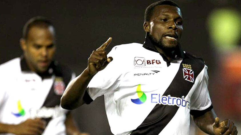 Carlos Tenório - 'El Demolidor' chegou ao Gigante em 2012, com status de principal reforço para a disputa da Libertadores daquele ano.