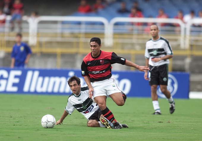 Flamengo 1 x 1 Coritiba: quartas de final da Copa do Brasil 2001 - O Rubro-negro, que havia perdido o jogo de ida por 3 a 2 no Couto Pereira, não atendeu a expectativa de uma virada no Maraca. O empate em 1 a 1 concedeu a oportunidade do time paranaense alcançar sua primeira semifinal da copa nacional na história.