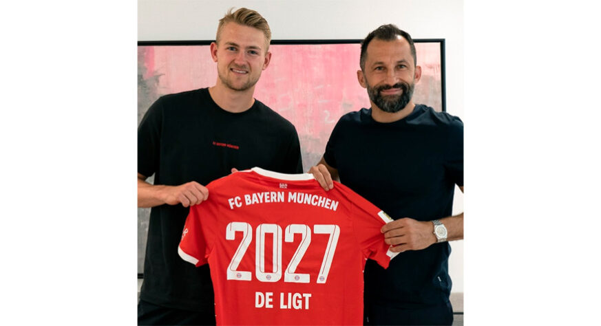 Bayern de Munique contratou: Matthijs de Ligt [foto] (zagueiro - 22 anos - Juventus - 67 milhões de euros); Sadio Mané (ponta - 30 anos - Liverpool - 32 milhões de euros); Mathys Tel (atacante - 17 anos - Rennes - 20 milhões de euros); Ryan Gravenberch (meia - 20 anos - Ajax - 18,5 milhões de euros); e Noussair Mazrouri (lateral-direito - 24 anos - Ajax - sem custos)