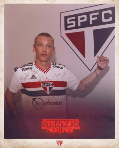 Em julho de 2022, o ator inglês Jamie Campbell Bower, ator da série Stranger Things, esteve no Morumbi para acompanhar São Paulo 4 x 1 Universidad Católica-CHI e viveu uma noite de torcedor do Tricolor. Ele foi convidado por uma patrocinadora do São Paulo.