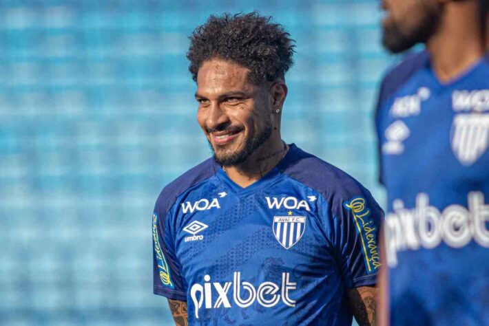 Avaí: não há grandes informações sobre os planos do clube na janela. O Leão já tem 4 reforços nesta janela (Rafael Vaz, Paolo Guerrero [foto], Thales e Igor Bohn).