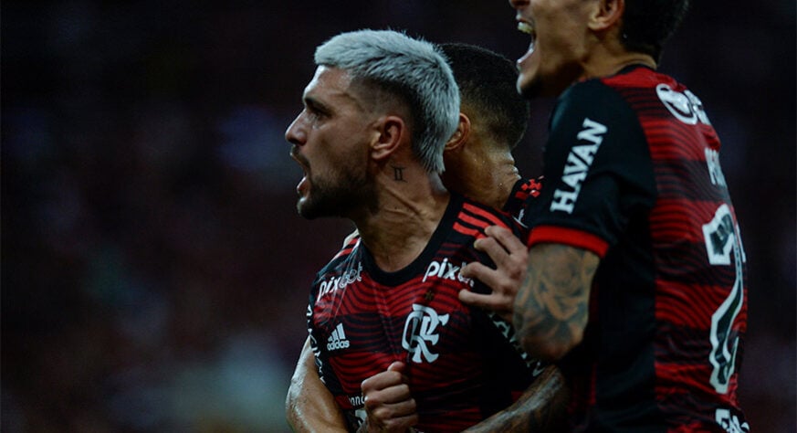 O Flamengo está classificado para as quartas de final da Copa do Brasil. Nesta quarta-feira, o Rubro-Negro venceu o Atlético-MG por 2 a 0 no Maracanã, pelo jogo da volta das oitavas da competição. A seguir, confira as notas: 