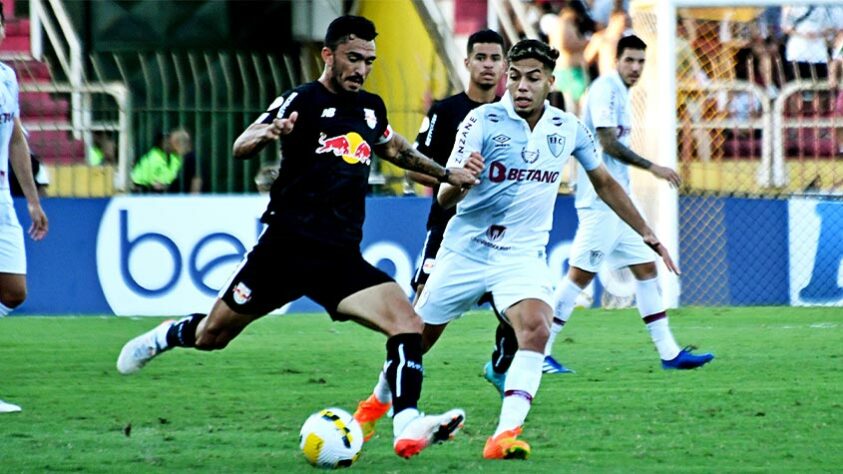 Bragantino: Sobe - Criou boas chances no momento em que a intensidade do Fluminense caiu e ganhou uma sobrevida ao diminuir a vantagem. Desce - Tentou propor o estilo de jogo, mas foi dominado pelo Fluminense durante boa parte do jogo 